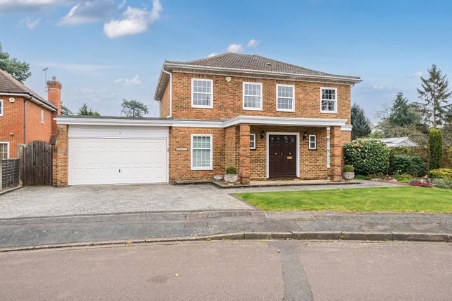 Dashwood Close, West Byfleet, KT14 4 bed detached house for sale