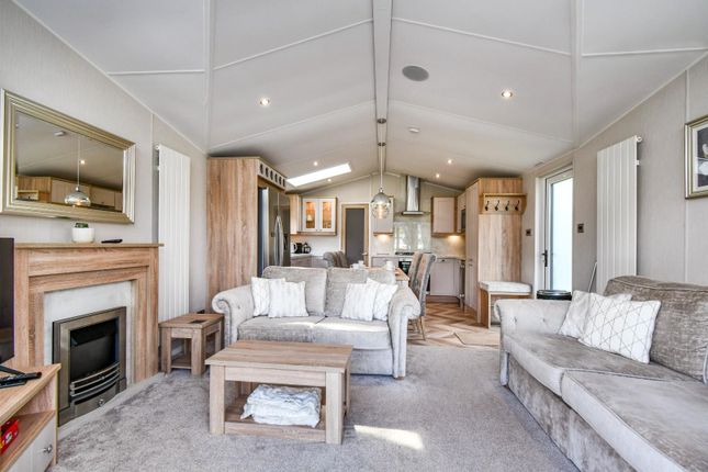 Allerthorpe Golf & Country Park... 2 bed park home for sale