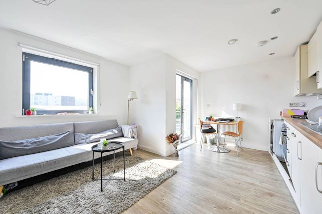 King Edwards Court, Guildford, GU1 1 bed flat for sale