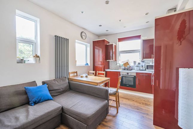 Kilburn Lane, Queen's Park, London, W10 4 bed flat for sale