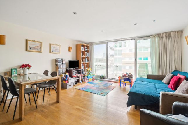 Cinnabar Wharf East, Wapping High... 2 bed flat for sale