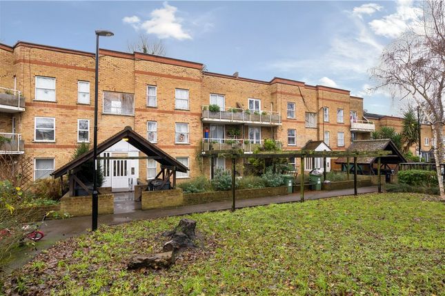 Robert Lowe Close, London 3 bed apartment for sale
