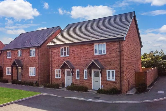 2 bedroom semi-detached house for sale