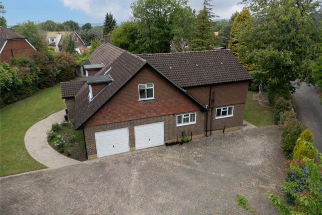 Oak Lodge Drive, Redhill, Surrey, RH1 5 bed detached house for sale