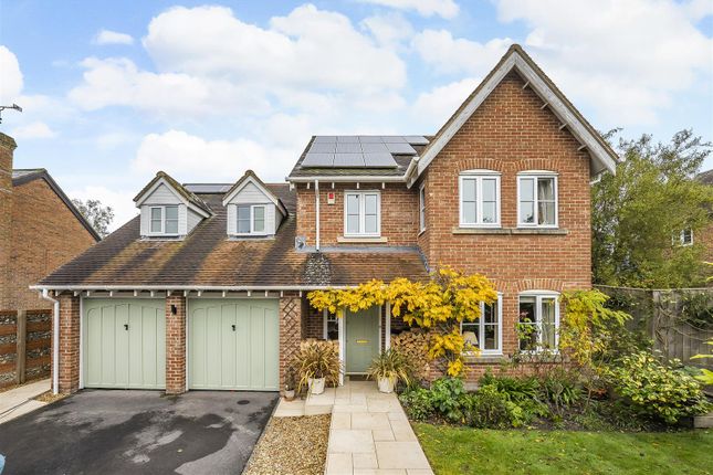 4 bed detached house