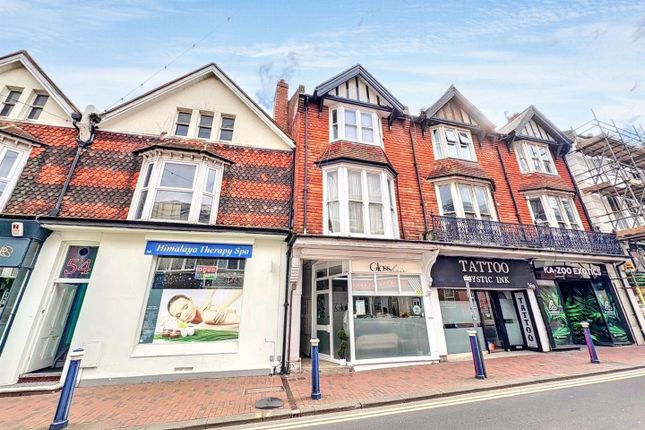 Grove Road, Eastbourne 2 bed flat for sale