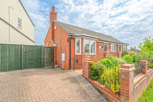 2 bed detached bungalow
