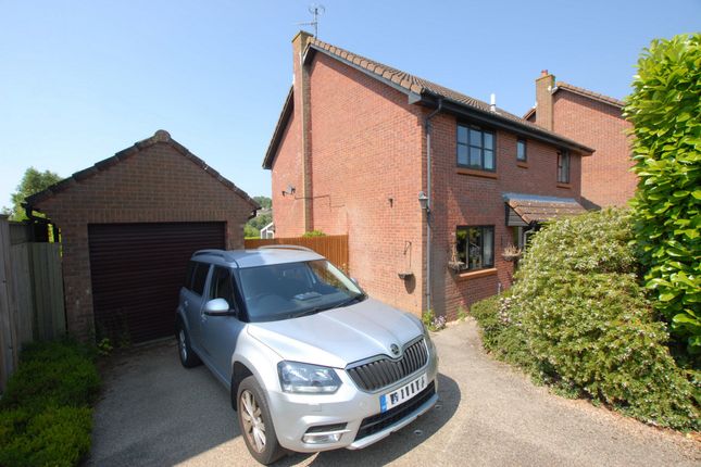 4 bed detached house