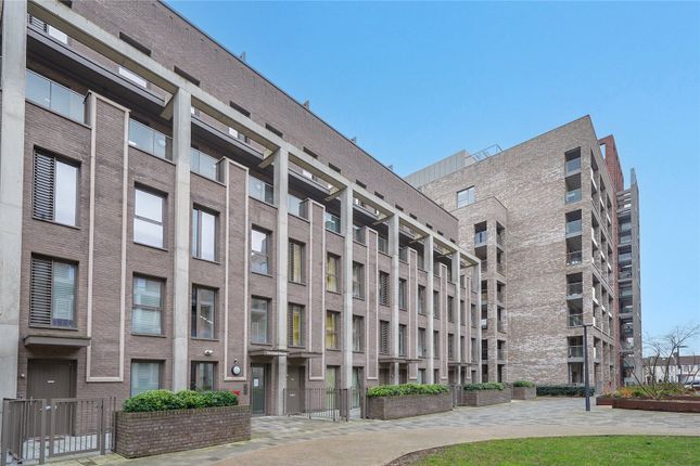 Shipbuilding Way, London 3 bed apartment for sale