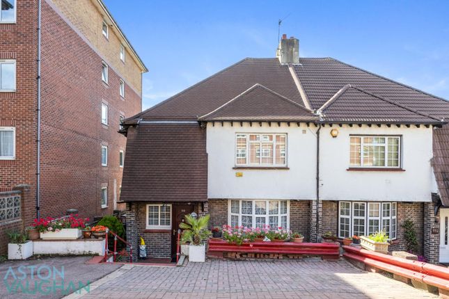 4 bed semi-detached house