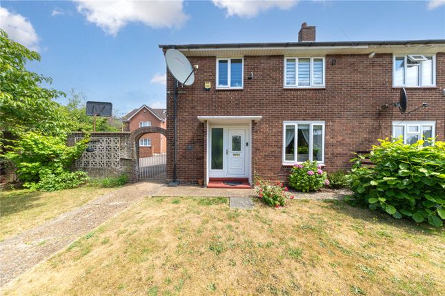 Upwell Road, Bedfordshire LU2 3 bed semi