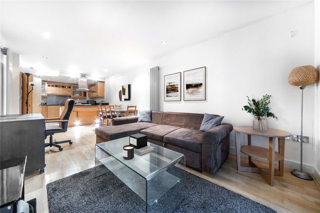 41 Millharbour, London E14 1 bed apartment for sale