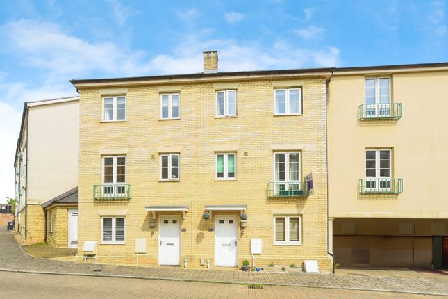 4 bedroom terraced house for sale