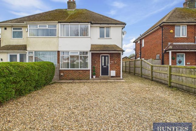 Muston Road, Filey 3 bed semi