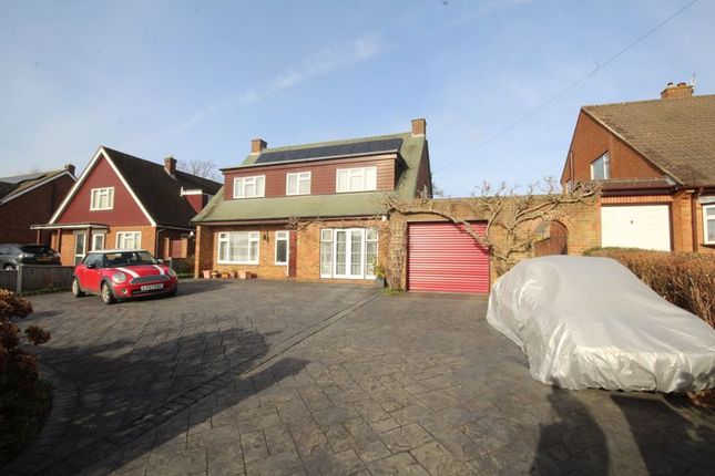 4 bedroom detached bungalow for sale