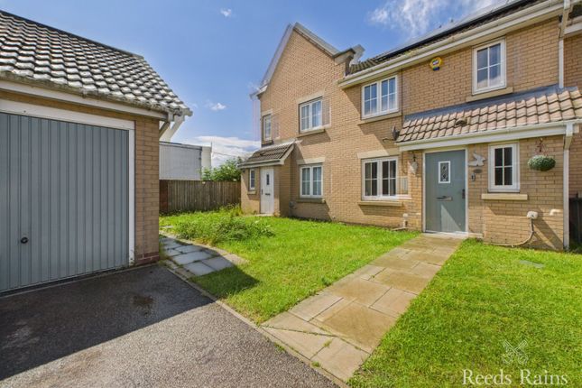Acasta Way, East Yorkshire HU9 3 bed terraced house for sale