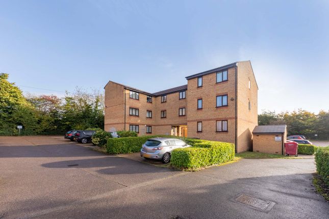 Walpole Road, Slough SL1 1 bed apartment for sale