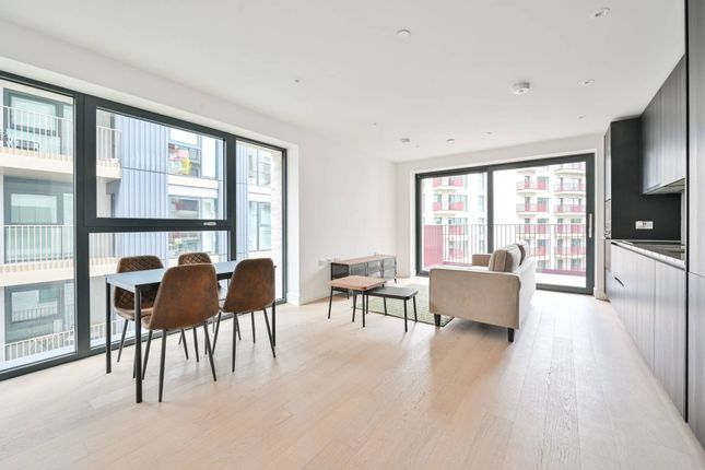 Heygate Street, Elephant and Castle... 2 bed flat for sale