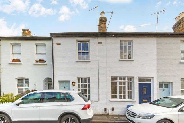 Hyde Road, Richmond TW10 2 bed house for sale