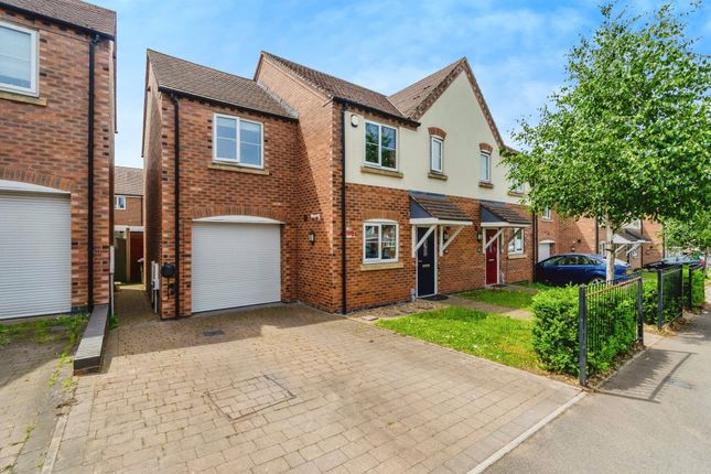 3 bedroom semi-detached house for sale