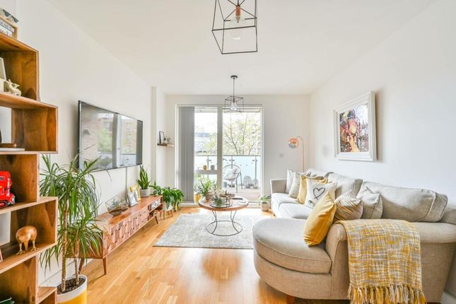 2 bed flat