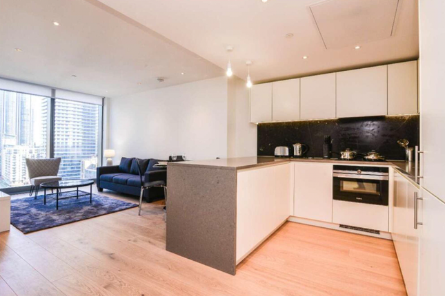 Landmark Pinnacle, Canary Wharf, London 1 bed flat for sale