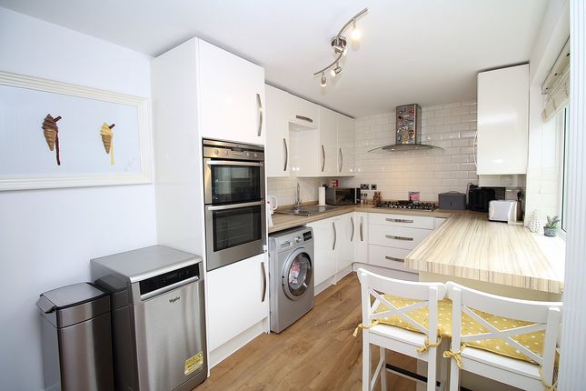 Albemarle Road, Beckenham BR3 2 bed flat for sale