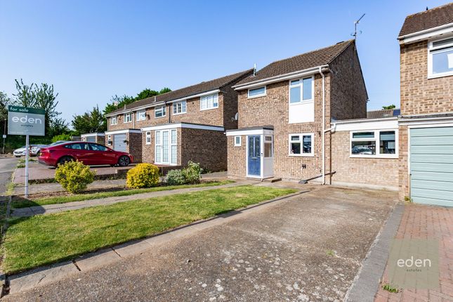 Thackeray Road, Larkfield, ME20 3 bed link detached house for sale