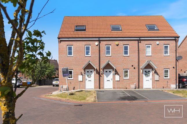 3 bedroom mews property for sale