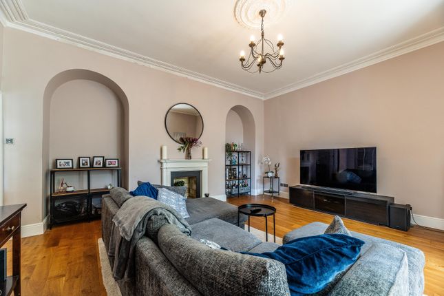 2 bed flat