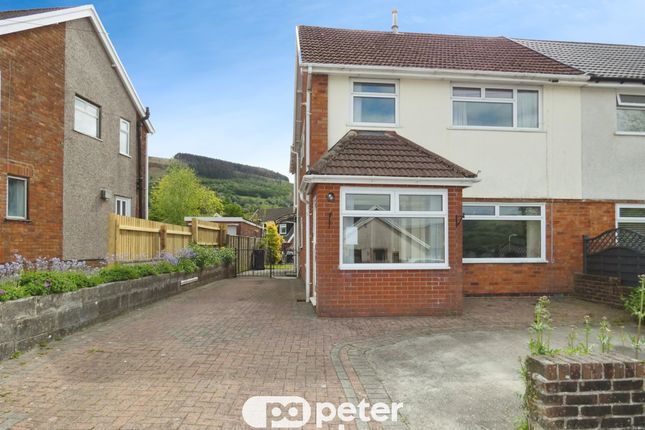 4 bed semi-detached house