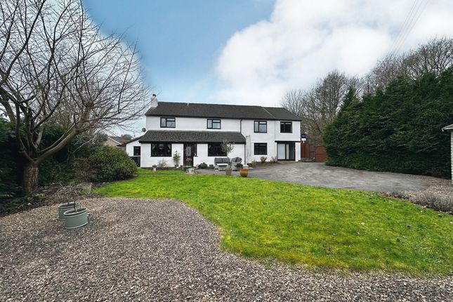 6 bedroom detached house for sale