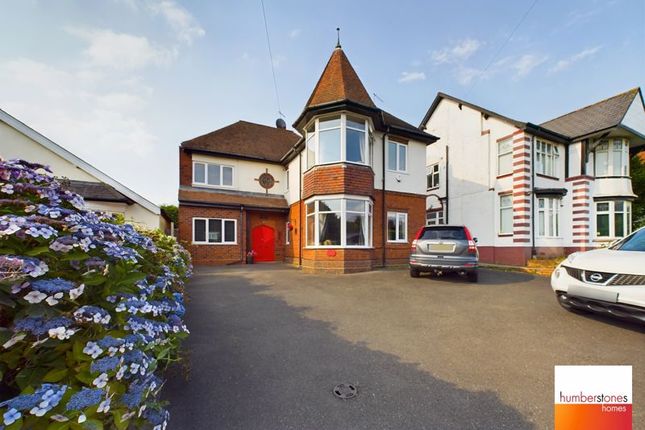 Halesowen Road, Halesowen 6 bed detached house for sale