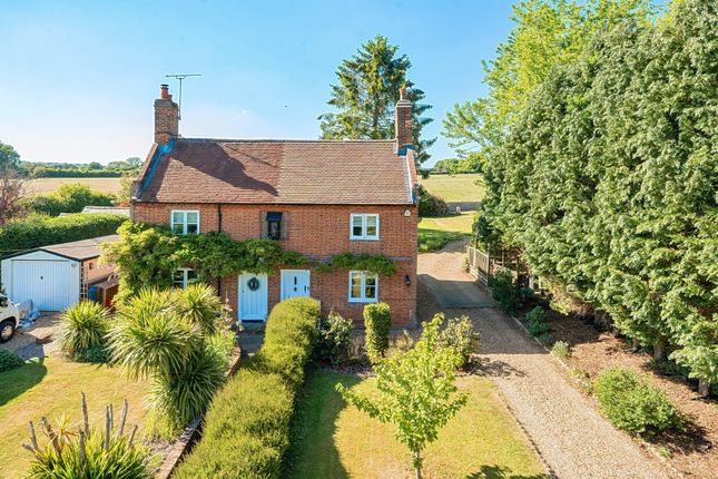 3 bed semi-detached house