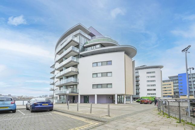 The Helm, E16, Gallions Reach... 1 bed flat for sale