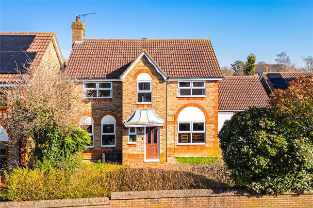 4 bed detached house