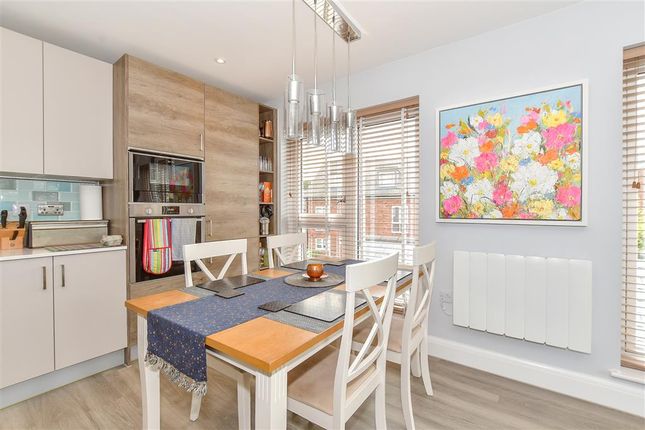 The Green, Tunbridge Wells, Kent 2 bed apartment for sale