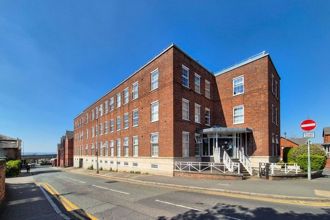 Chester CH1 1 bed apartment for sale