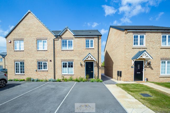 Trusdale Avenue, Sheffield S25 3 bed semi