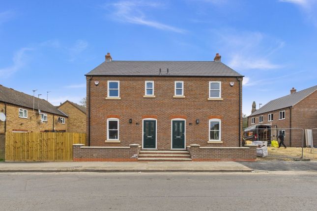 3 bedroom semi-detached house for sale