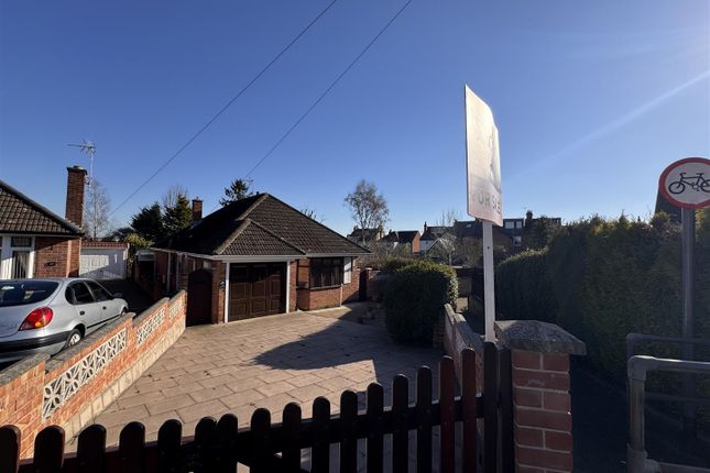 2 bedroom detached bungalow for sale