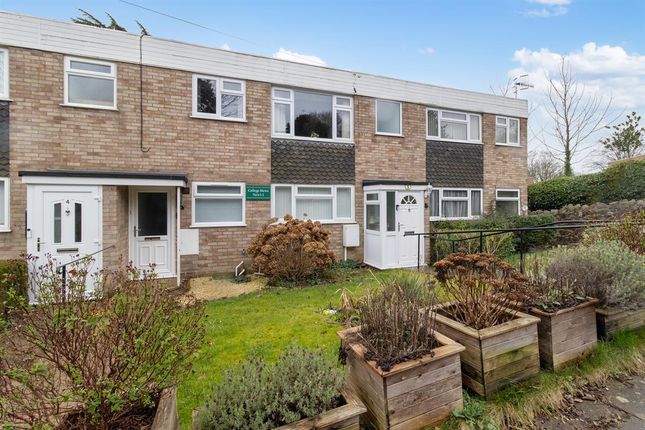 5 College Mews, Somers Road, Malvern... 2 bed flat for sale