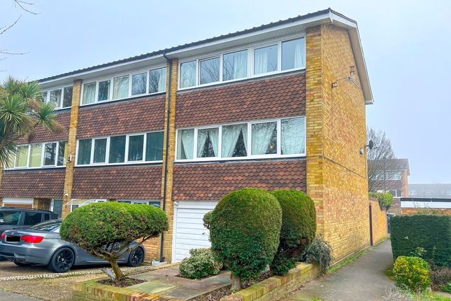 4 bed end terrace house