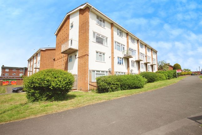 2 bed flat