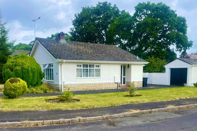 2 bedroom detached bungalow for sale