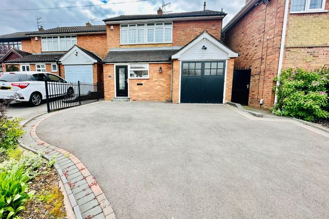 Gospel End Road, Dudley DY3 3 bed detached house for sale