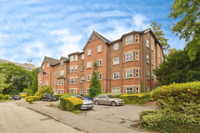 2 bed flat