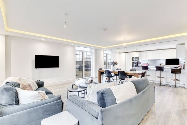 Chandos Way, Hampstead Garden Suburb 4 bed apartment for sale