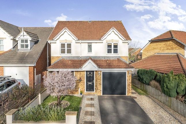 4 bed detached house