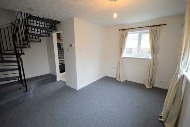1 bedroom semi-detached house for sale